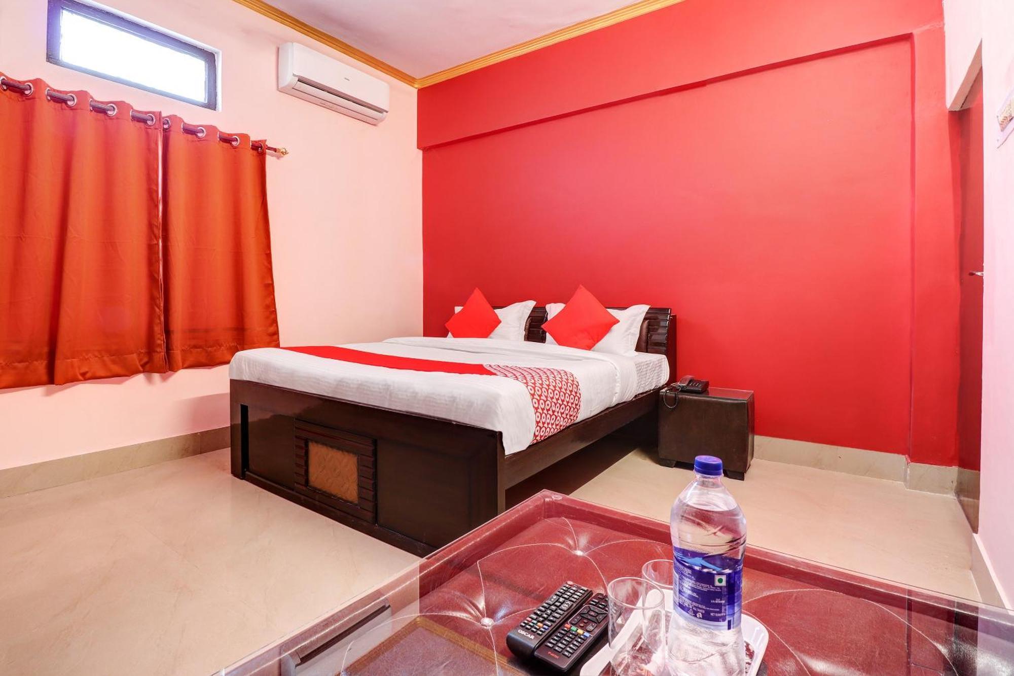 Hotel O Star City Hotel Ayodhya Extérieur photo